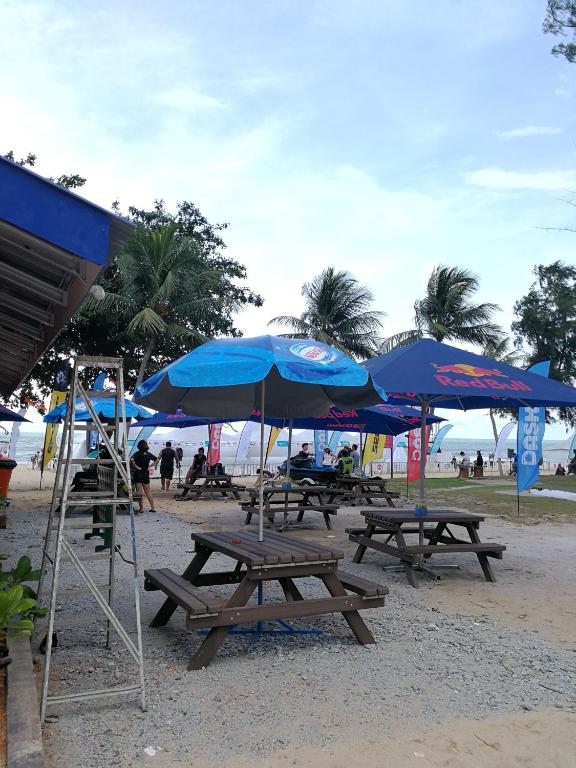 homestay desaru tepi pantai - Rose Blake