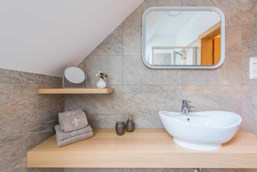 Winzer Suite - Weingut Dietl photo