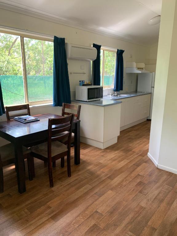 3. 카카두 라지 (..