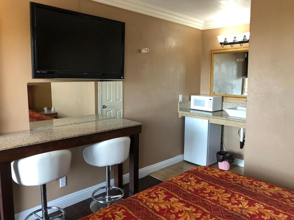 Flight Motel photo