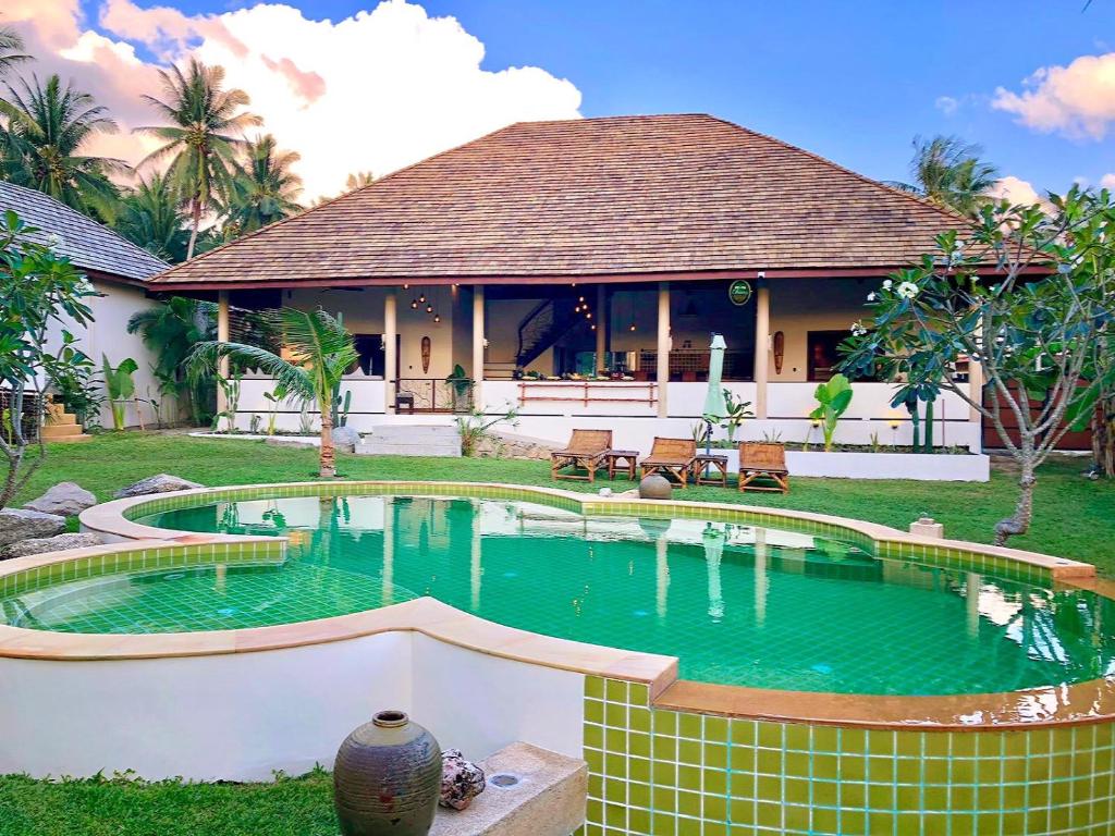 Baan Yai tropical villa resort photo