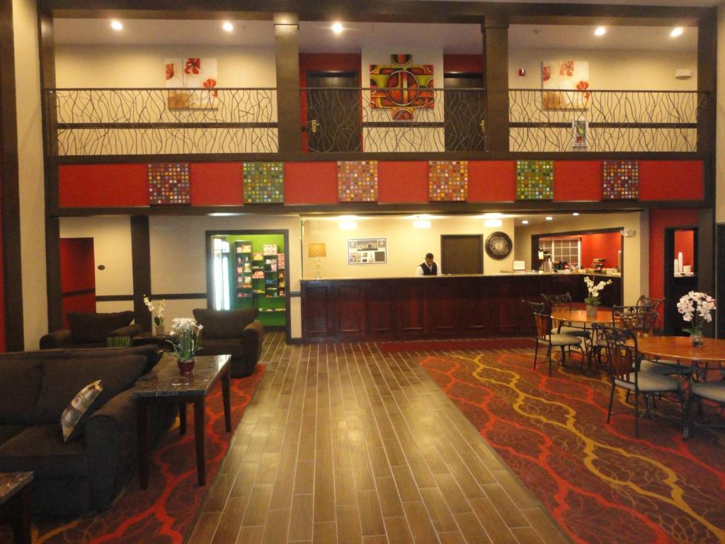 Red Lion Inn & Suites Kent Seattle photo