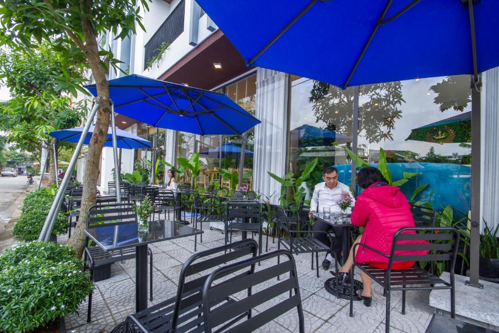 Biệt Thự Khách Sạn & Spa King House