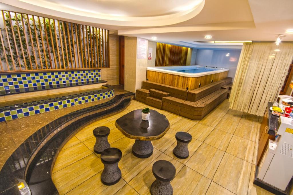 อ่างแช่น้ำร้อน