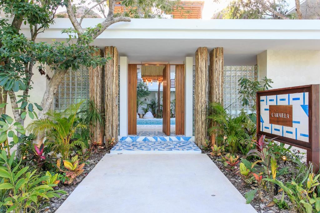 Charming Nature-Inspired Condos with Sultry Surroundings by Stella Rentals - 4