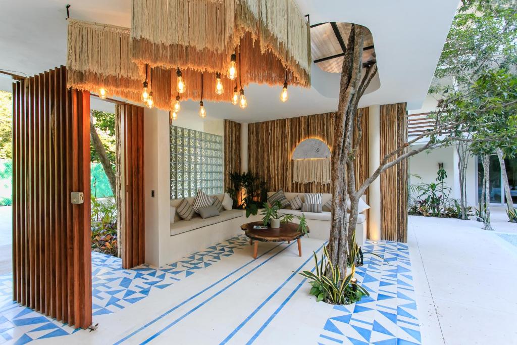 Charming Nature-Inspired Condos with Sultry Surroundings by Stella Rentals - 3