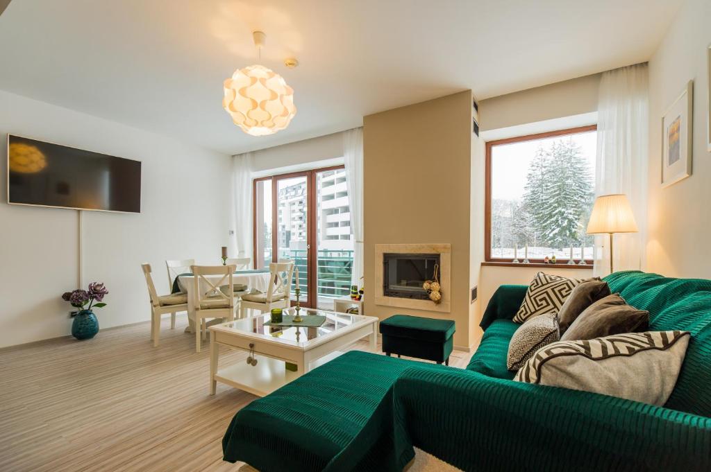 Charming 2-Bedroom, Silver Mountain, A Building 전경