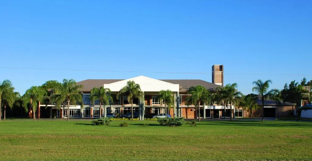 CATANGE HOTEL, hotel in Charata