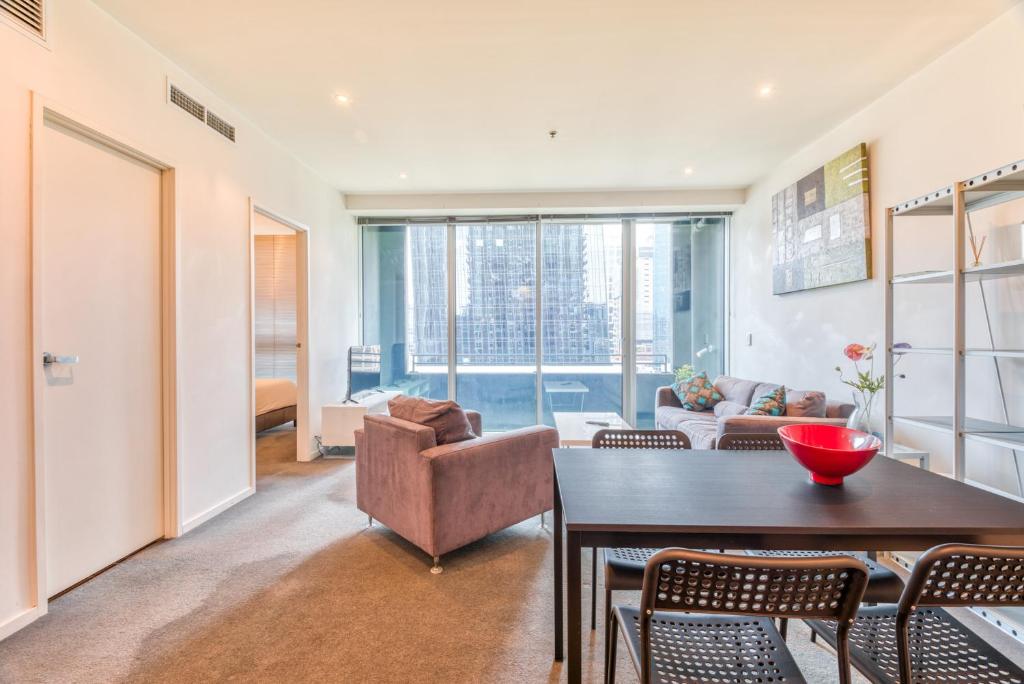 Collins St, Southern Cross, 2 bd, PARKING, FREE WIFI, Melbourne