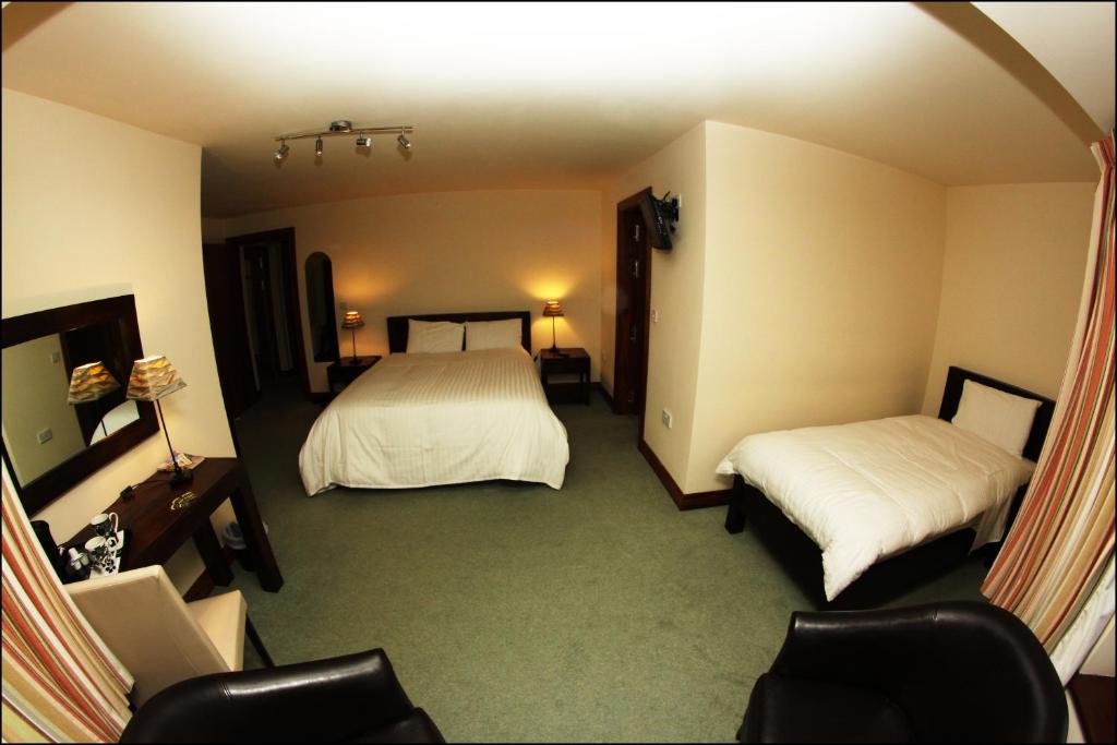 All the Twos Lodge photo