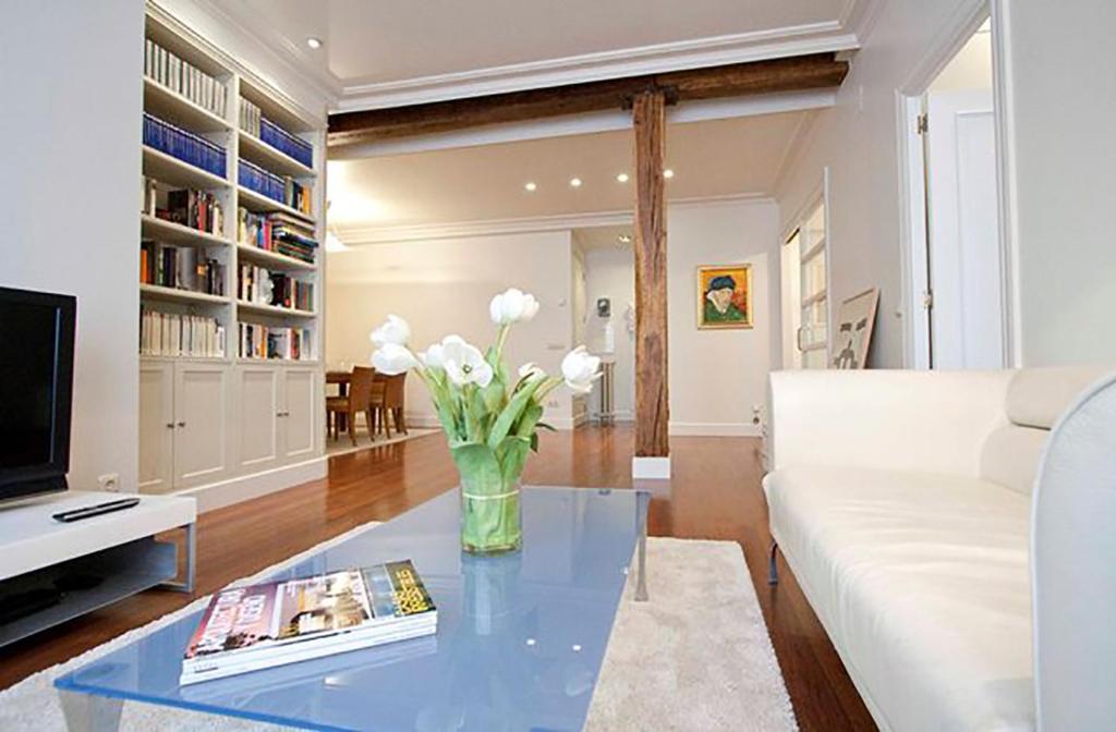 The Rentals Collection | Leonardo photo