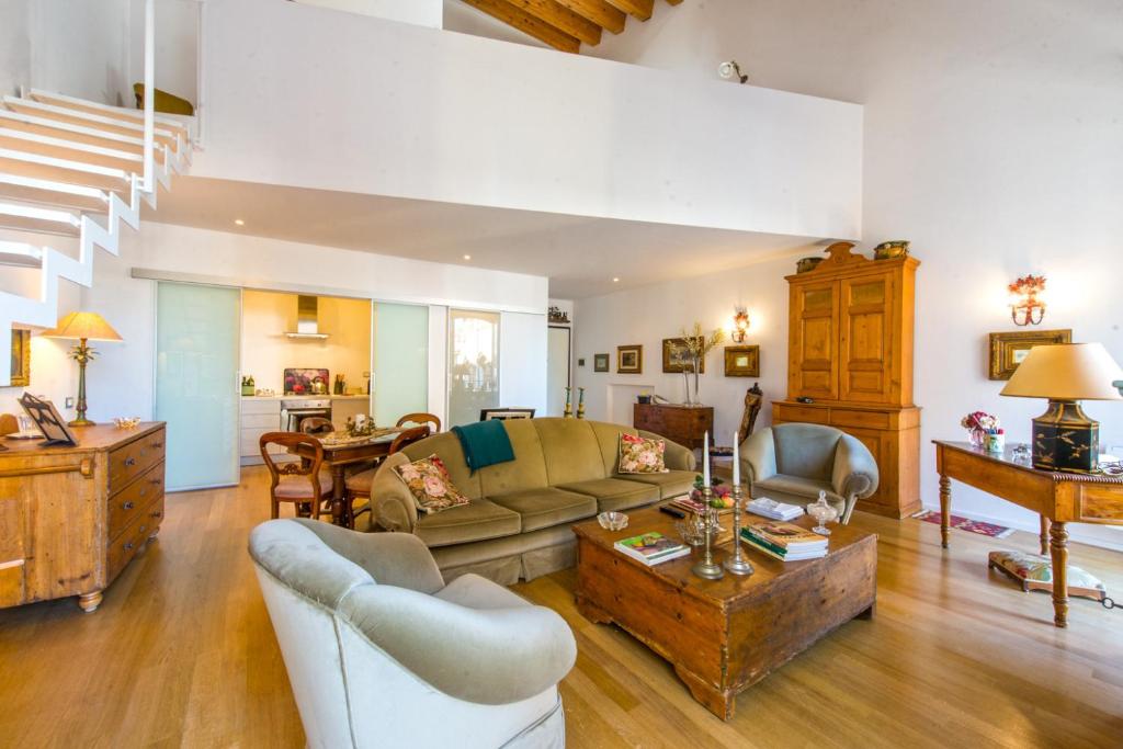 Charming Apartment in the City Center by Wonderful Italy - 4