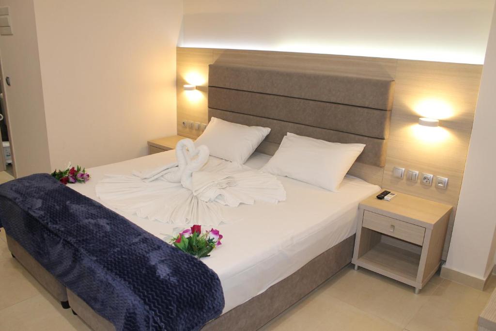 La caretta hotel photo
