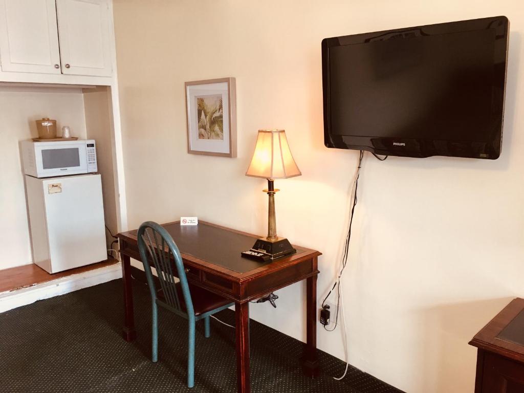 Los Feliz Hotel photo