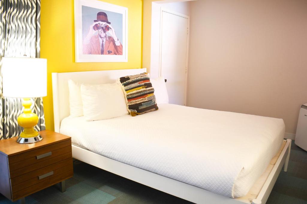 La Jolla Cove Suites Photo 10