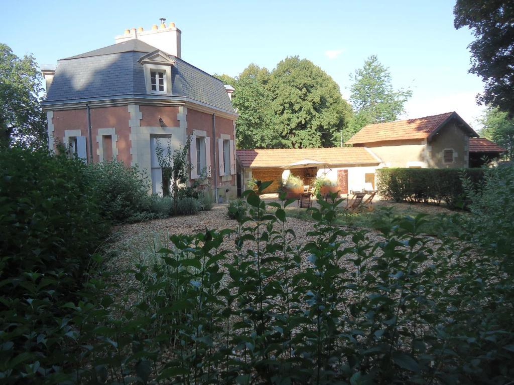 La Ferme En Sol Entrains Sur Nohain La Maison des tilleuls, Maison de vacances Entrains-sur-Nohain