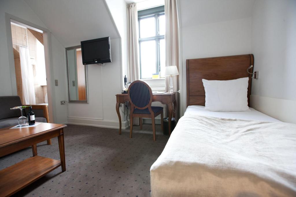 Best Western Hotel Hebron Photo 42