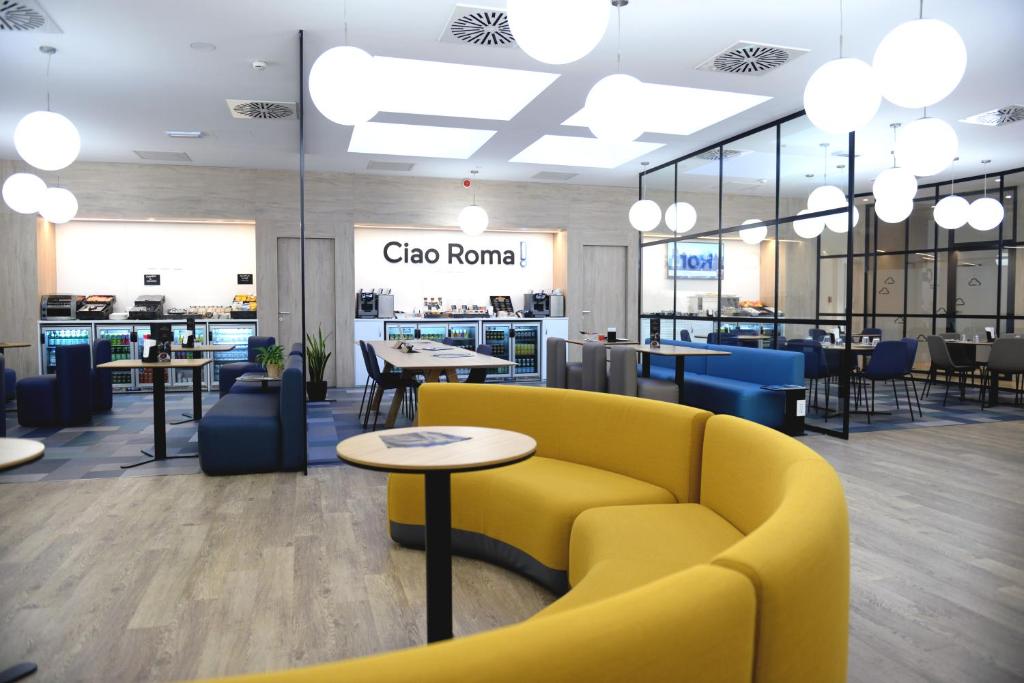 Air Rooms Rome Airport by HelloSky - 5