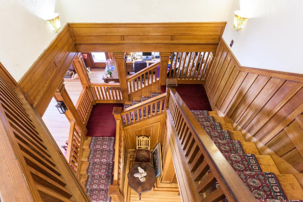 Herlong Mansion Bed & Breakfast photo