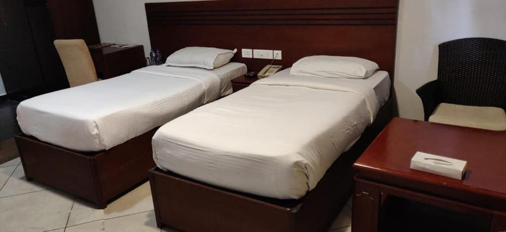 Hotel Allseason photo