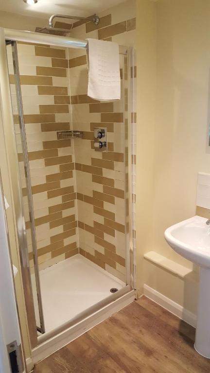 Norfolk Arms Hotel photo