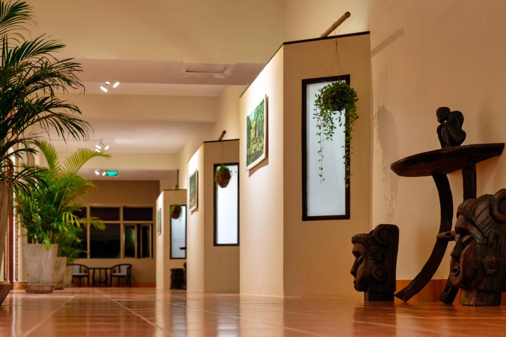 Pakse Hotel & Restaurant