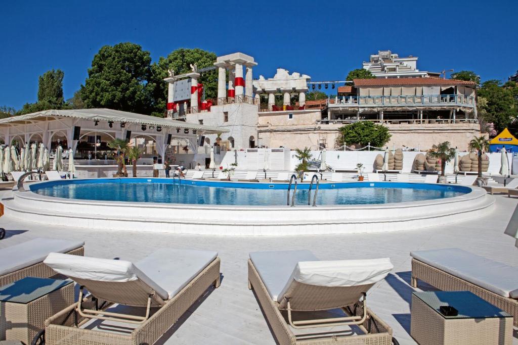 Arkadia Palace Luxury Apartments photo