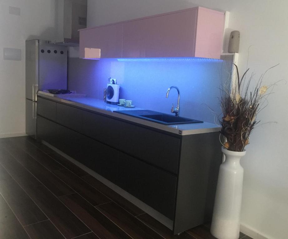 Piso moderno en casco antiguo próximo a la playa - 3