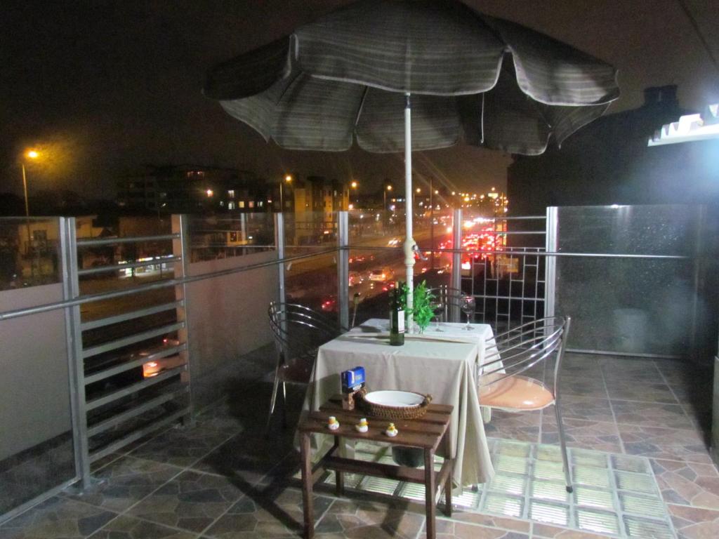 Hotel Apartasuite Normandia photo