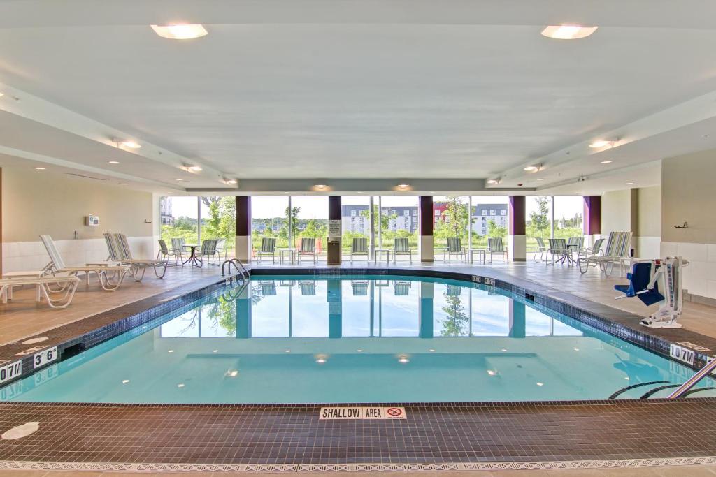 Residences at Kanata Lakes photo