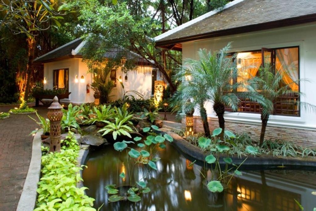 Entrance, Siam Bayshore Resort Pattaya in Pattaya