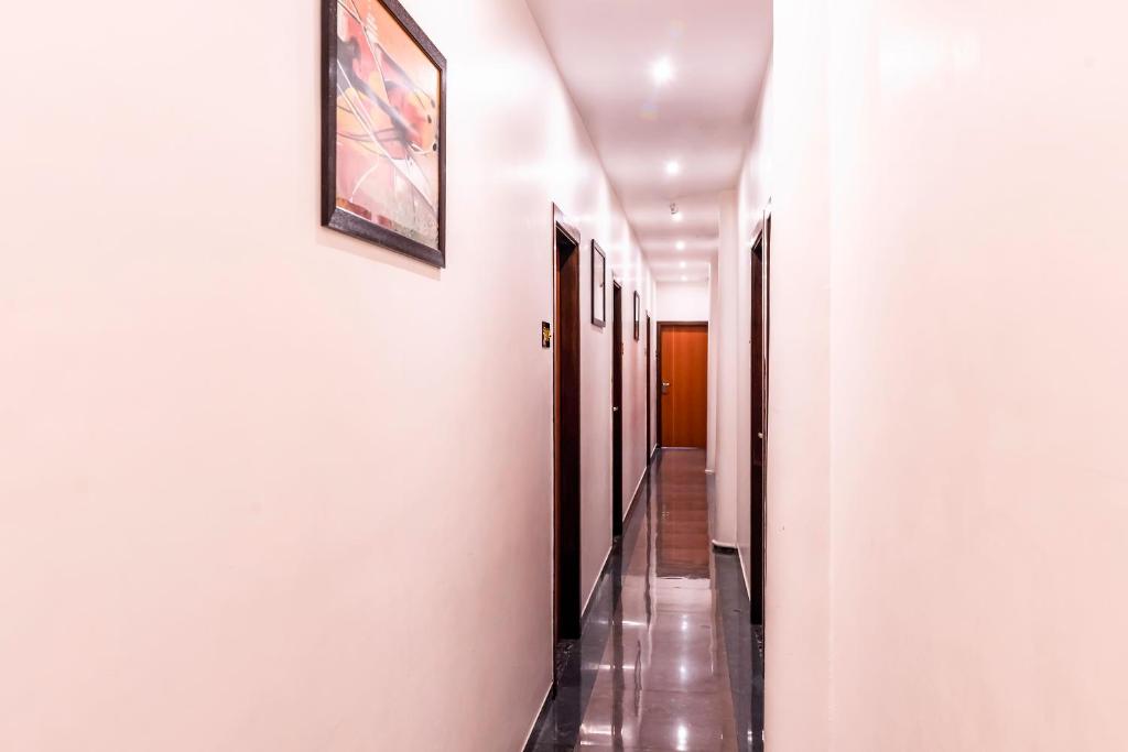 Hotel Sea Grand - Colaba photo