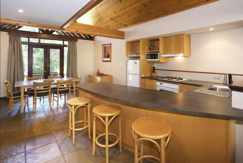 1. 마가렛 리버 리..