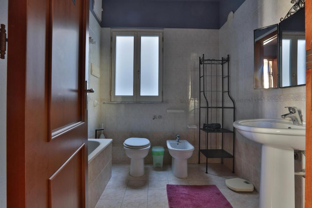 Sant'Onofrio Terrace photo