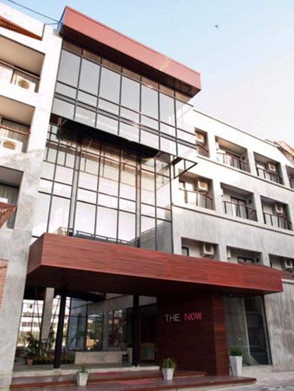 ทางเข้า