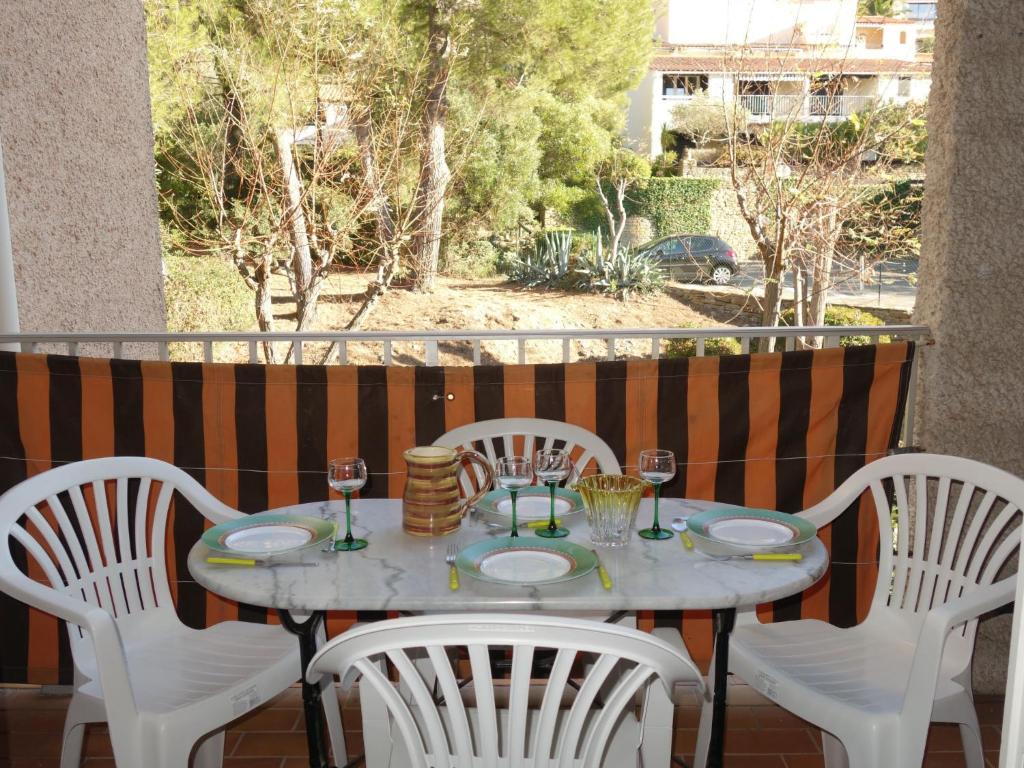 Apartment Les Aigues Marines-19 by Interhome, La Madrague