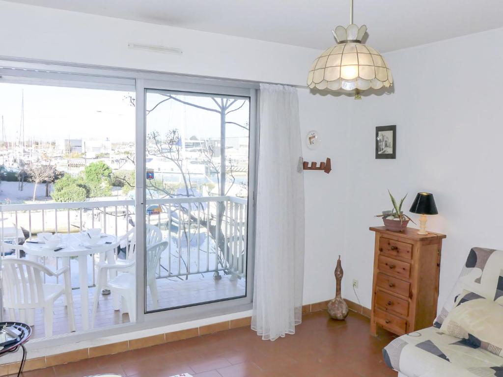 Apartment Les Marines de Port Canet by Interhome - 2