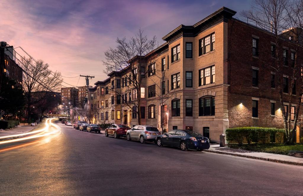 A Stylish Stay w/ a Queen Bed, Heated Floors.. #31 photo