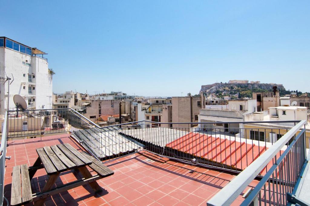 Topfloor stylish apartment with Acropolis view! photo