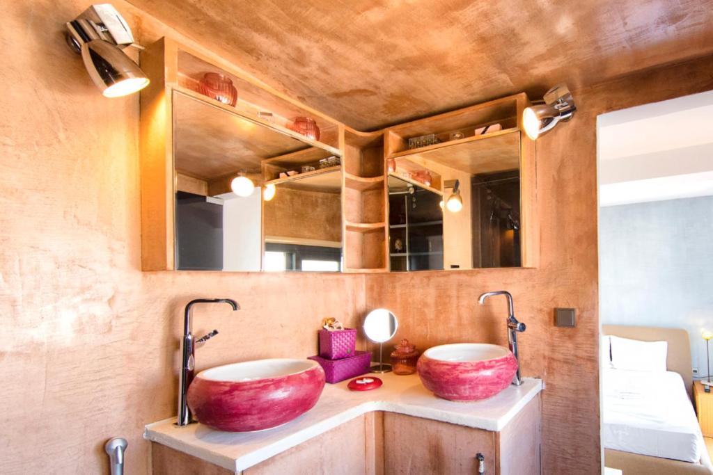 Topfloor stylish apartment with Acropolis view! photo