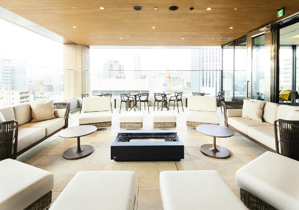 Shared lounge/TV area