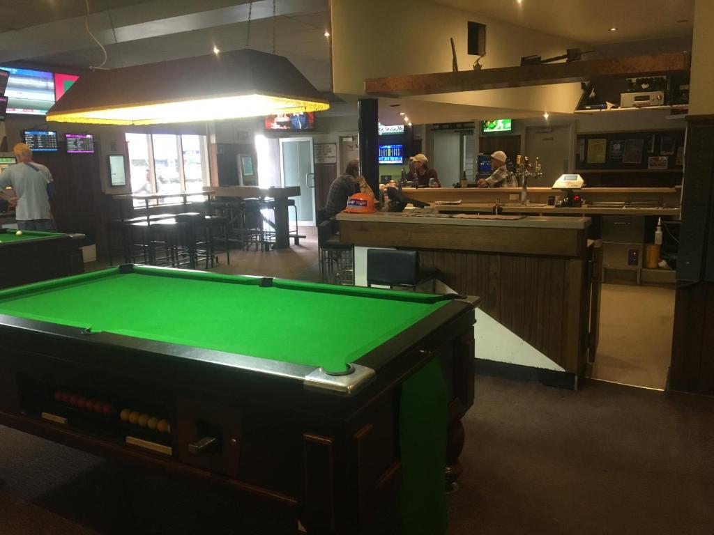 Yarram Commecial Hotel Motel photo