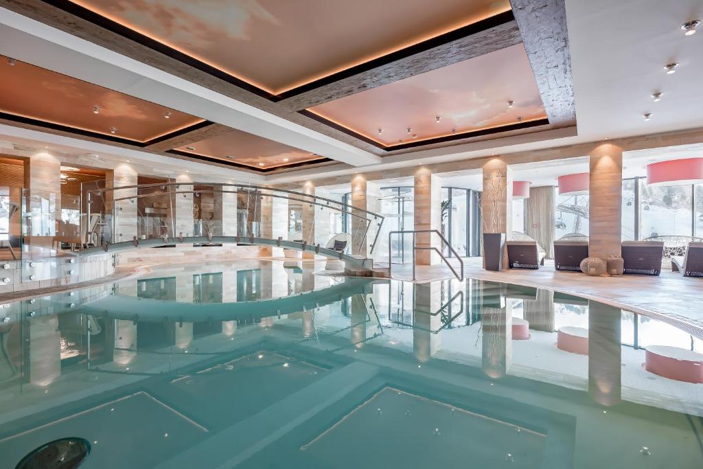 Hotel Gotthard-Zeit photo