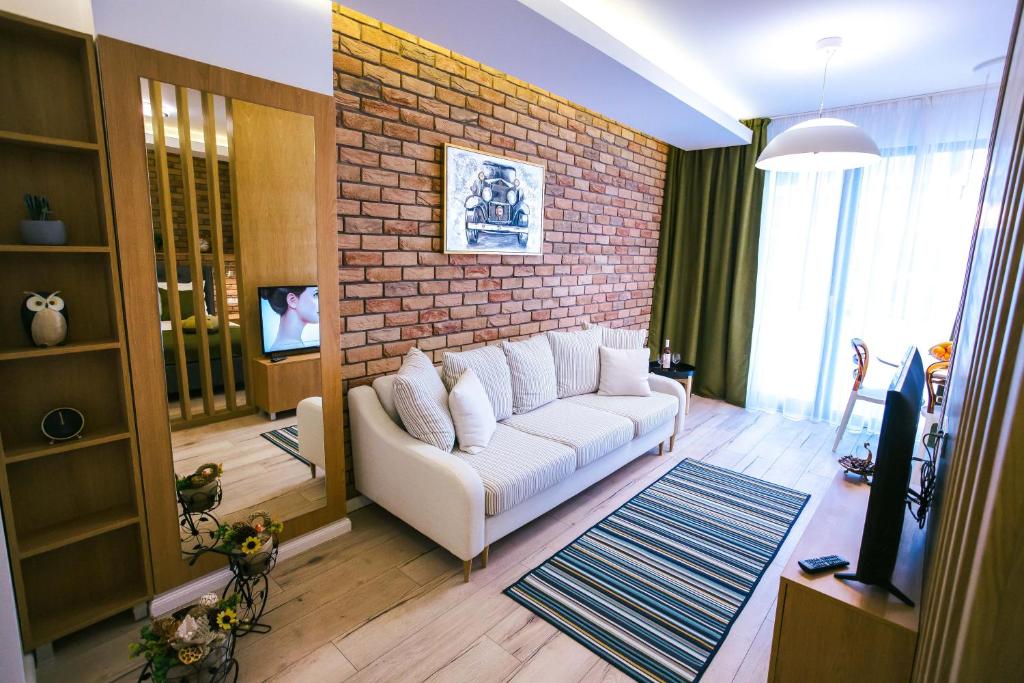 Briana Luxury Studio, Kluž