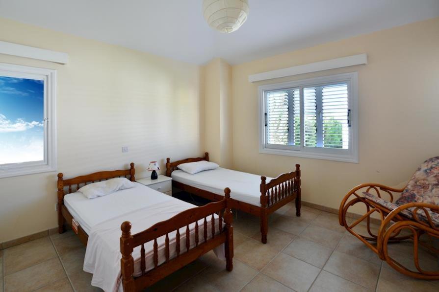 Villa Daryah Sirina Bay photo