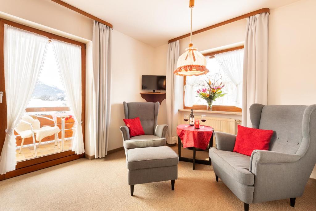 "Haus Alpenblick" - Annehmlichkeiten von 4-Sterne Familien-und Wellnesshotel Viktoria können mitbenutzt werden - 3