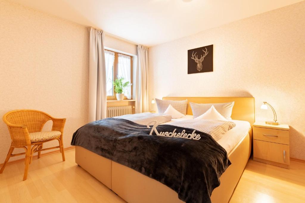 "Haus Enzian" - Annehmlichkeiten von 4-Sterne Familien-und Wellnesshotel Viktoria können mitgenutzt werden - 2