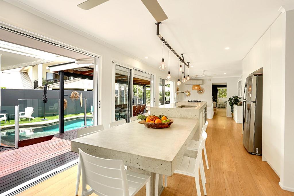 Birdsong — Hotel in Sunshine Coast