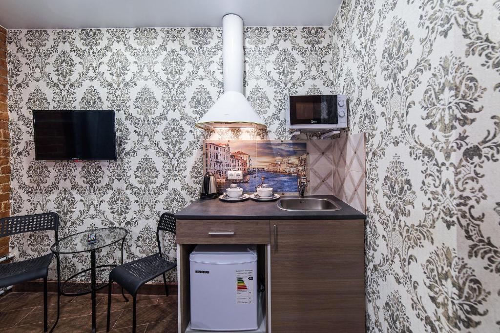 Апартаменты Черное дерево на Старо-Петергофском пр-е 43-45 photo