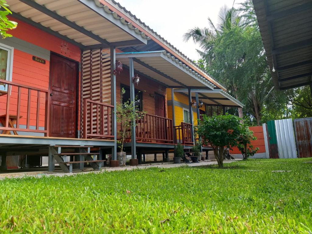 Aroonsri Thara — Hotel in Ratchaburi